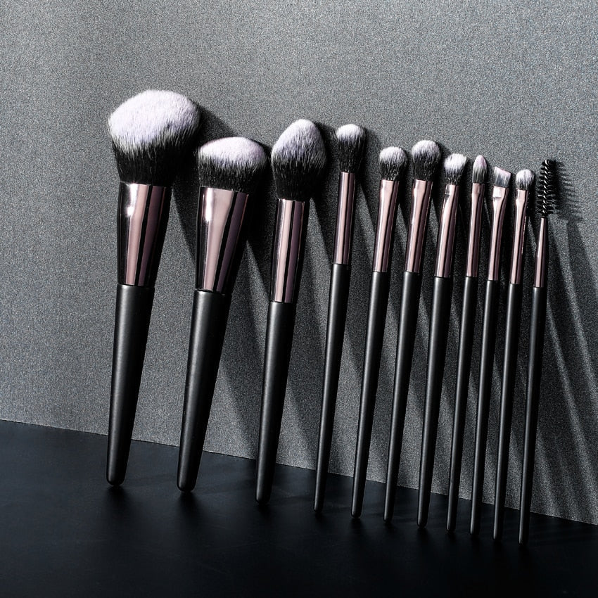 11pcs Makeup Brushes Set Hair Soft Beauty Foundation Eyeshadow Brushes Make Up Wood Cosmetic Kit Eyelashes