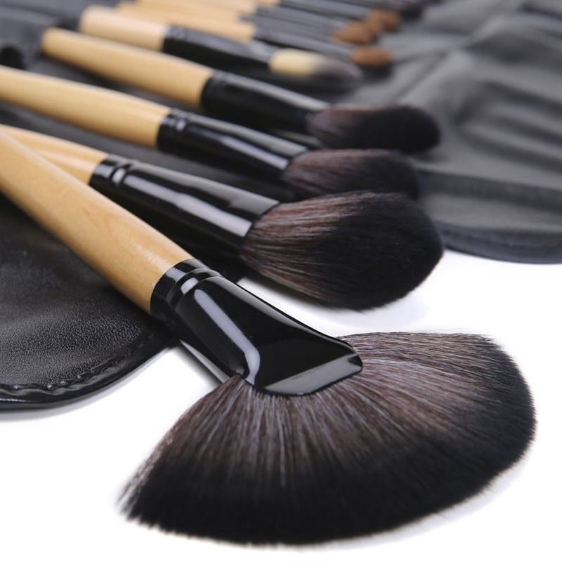 24 pcs Makeup Brush Sets Professional Cosmetics Brushes Eyebrow Powder Foundation Shadows Make Up Tools