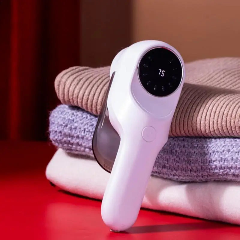 Electric Fabric Shavers Portable Fabric Lint Remover with LED Display Rechargeable Pill Remover for Carpet Blanket Sweater