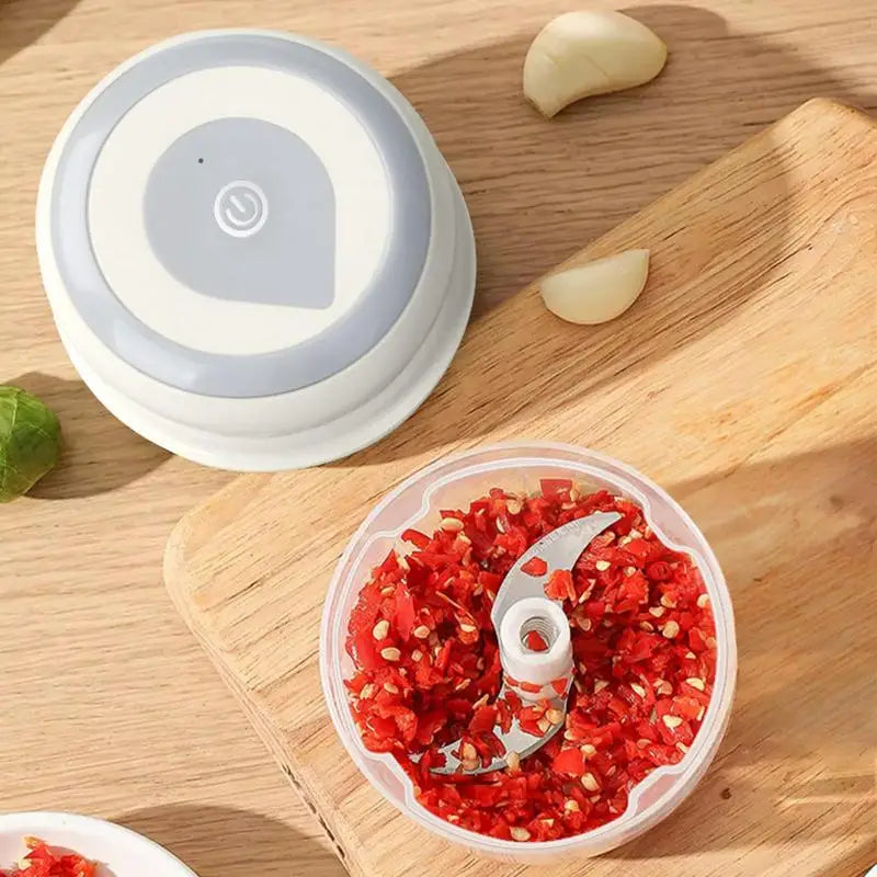 Mini Garlic Chopper Wireless Onion Food Prep Machine 250ml Rechargeable Mini Veggie Chopper Electric Vegetable Cutter For Garlic