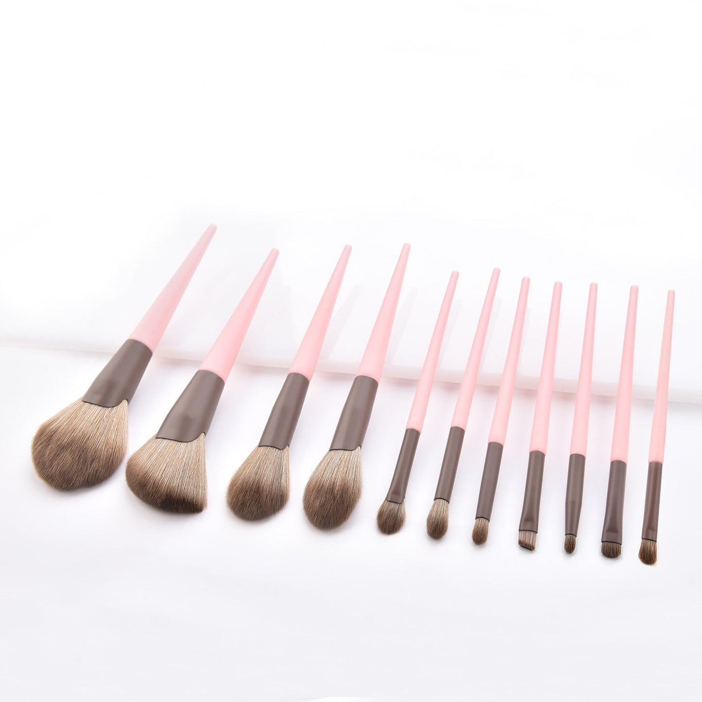 11pcs Makeup Brushes Set Cone Wooden Handle Foundation Eyeshadow Loose Powder Cosmetic Beauty Kit