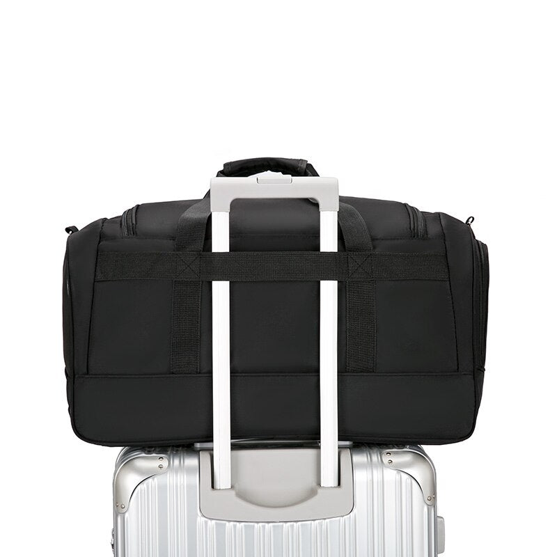 Oxford Cloth Waterproof Men Travel Bag Large Capacity Messenger Bag Multifunction Design Shoulder Bag Wet And Dry Separation